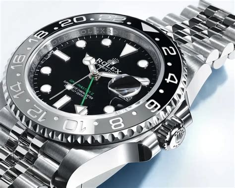 rolex con lunetta doppio colore|Rolex GMT Master II 126710GRN con lunetta Grigio.